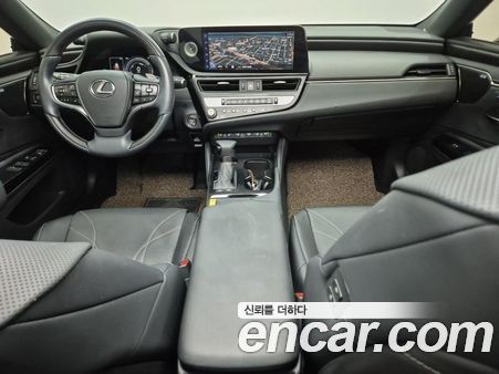 Lexus ES 2025, фото 5