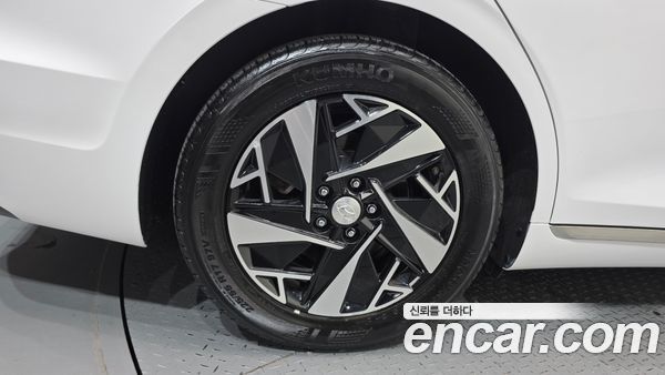 Hyundai Grandeur 2023, фото 5