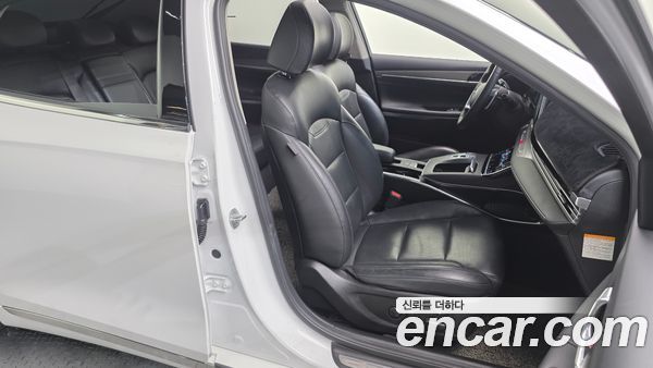 Hyundai Grandeur 2023, фото 16