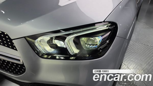 Mercedes-Benz GLE 2023, фото 8