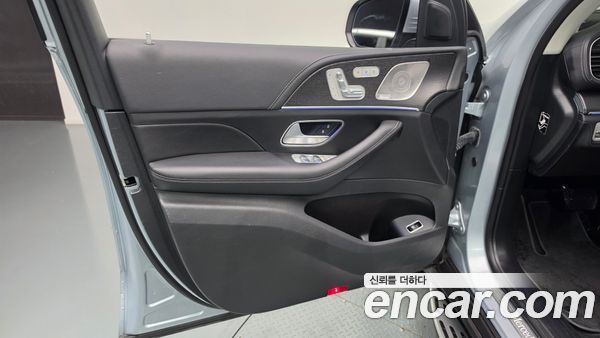Mercedes-Benz GLE 2023, фото 14