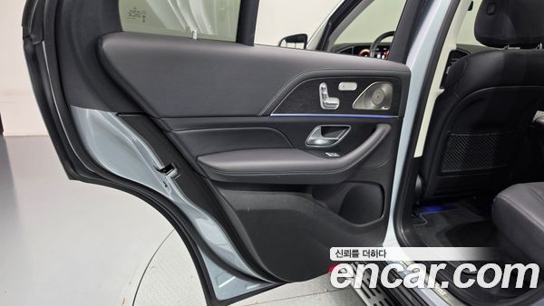 Mercedes-Benz GLE 2023, фото 15