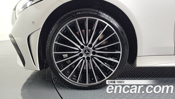 Mercedes-Benz CLS 2023, фото 4