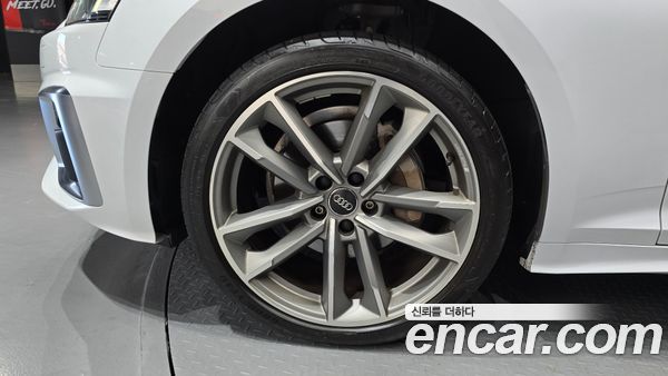 Audi A5 2021, фото 5