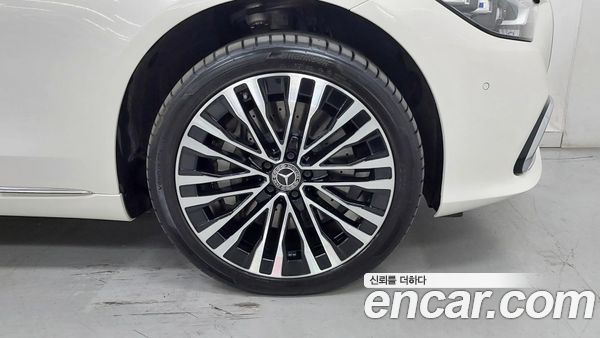 Mercedes-Benz S-Class 2023, фото 5