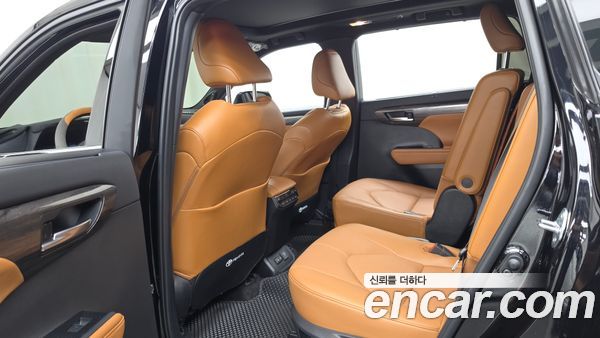 Toyota Highlander 2025, фото 16