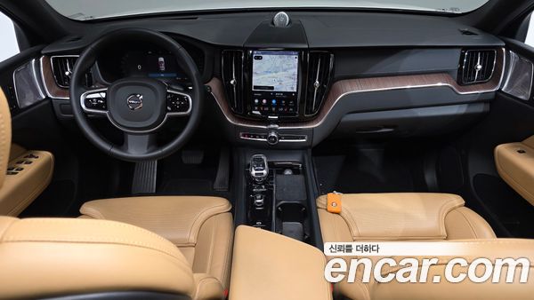 Volvo XC60 2023, фото 9