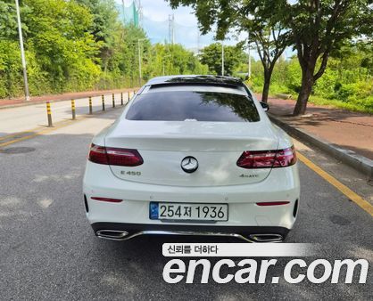 Mercedes-Benz E-Class 2021, фото 5