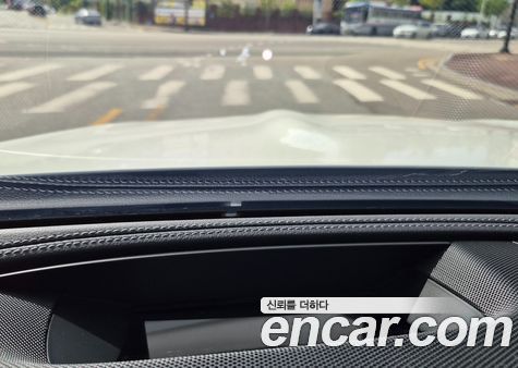 Mercedes-Benz E-Class 2021, фото 10