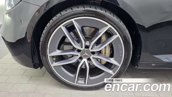 Mercedes-Benz E-Class 2021, фото 5