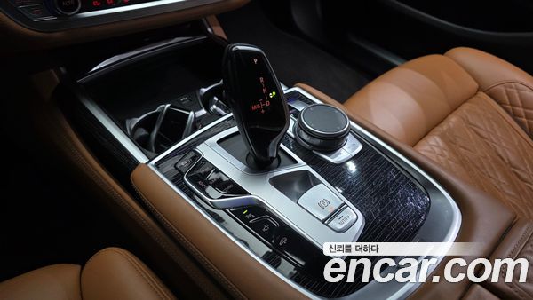 BMW 7 Series 2022, фото 12