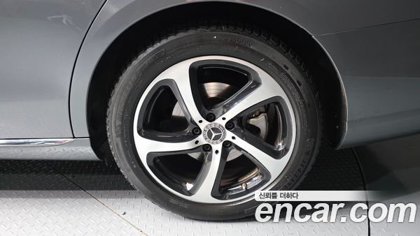 Mercedes-Benz E-Class 2020, фото 5