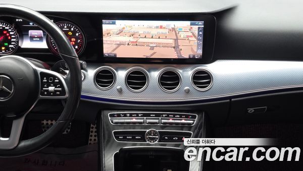 Mercedes-Benz E-Class 2020, фото 20
