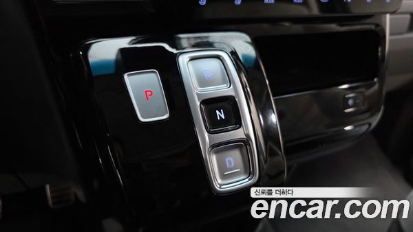 Hyundai Staria 2025, фото 9