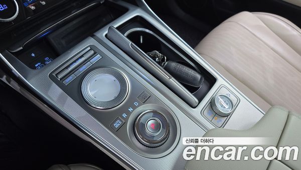 Genesis GV80 2020, фото 12