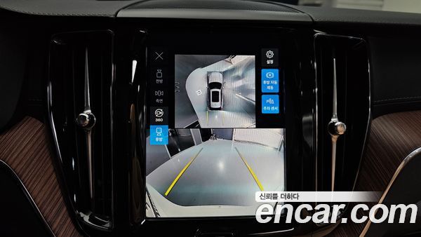 Volvo XC60 2025, фото 19