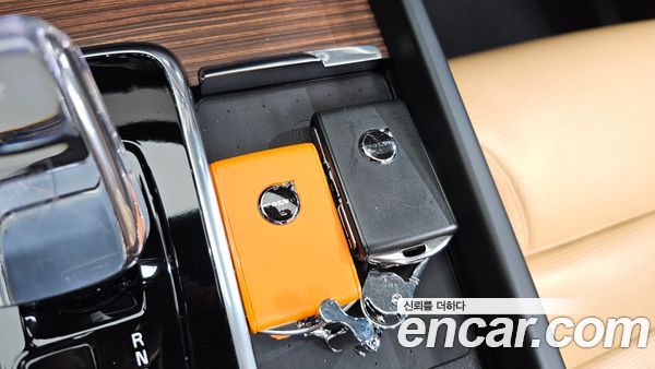 Volvo XC60 2025, фото 29