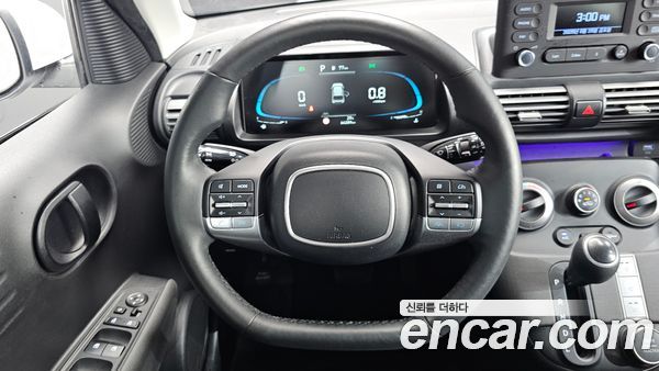 Hyundai Casper 2023, фото 12