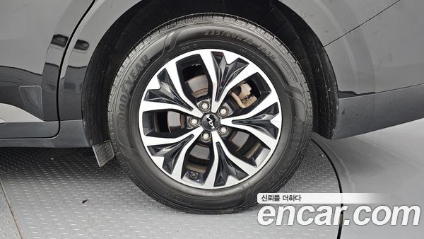 Kia Carnival 2023, фото 7