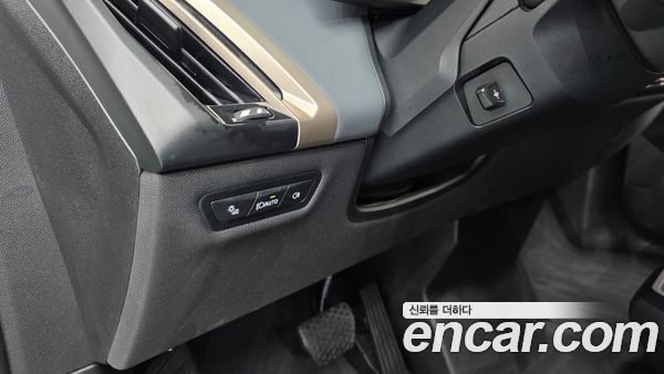 BMW iX 2022, фото 29