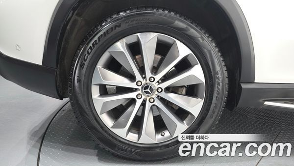 Mercedes-Benz GLE 2023, фото 5