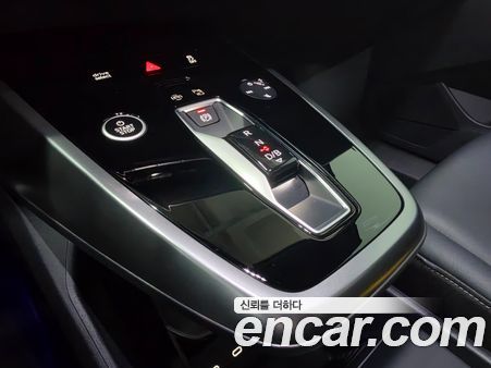 Audi Q4 e-tron 2026, фото 9