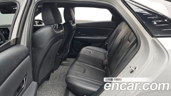 Hyundai Elantra 2022, фото 18