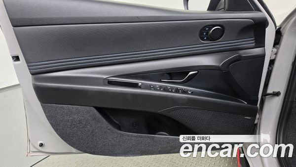 Hyundai Elantra 2022, фото 14