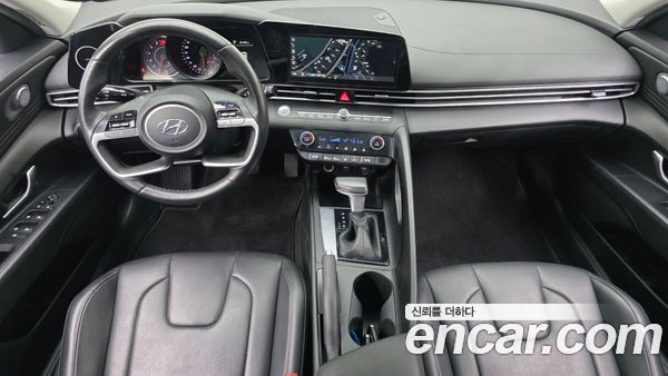 Hyundai Elantra 2023, фото 7