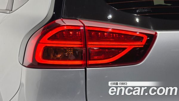 Kia Niro 2023, фото 8