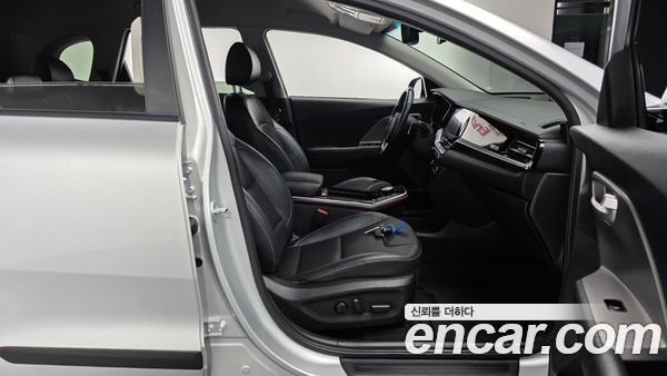 Kia Niro 2023, фото 15