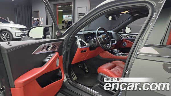 BMW XM 2023, фото 10