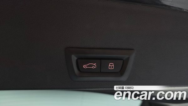 BMW XM 2023, фото 20