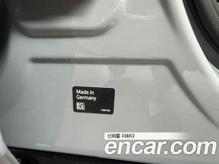 BMW 5 Series 2025, фото 9