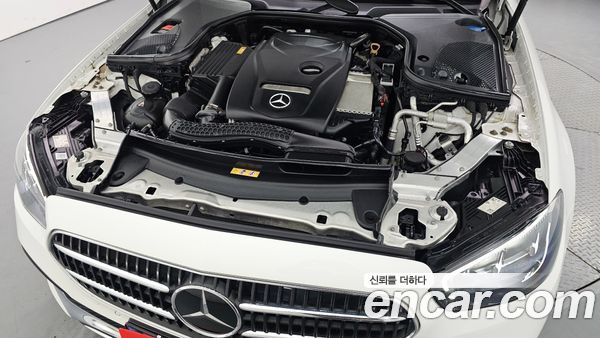 Mercedes-Benz E-Class 2021, фото 5