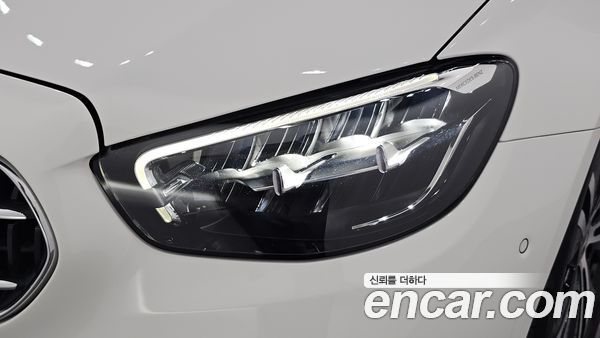 Mercedes-Benz E-Class 2021, фото 7