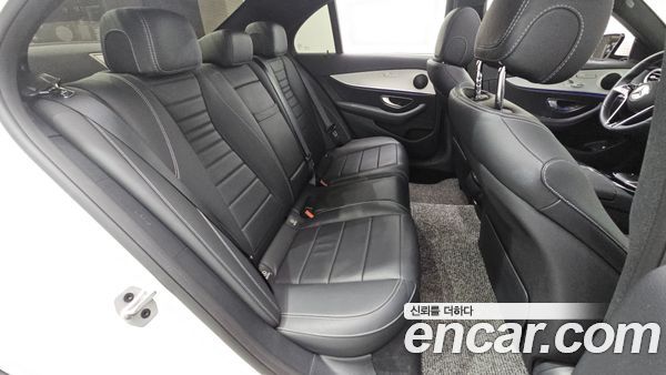 Mercedes-Benz E-Class 2021, фото 15