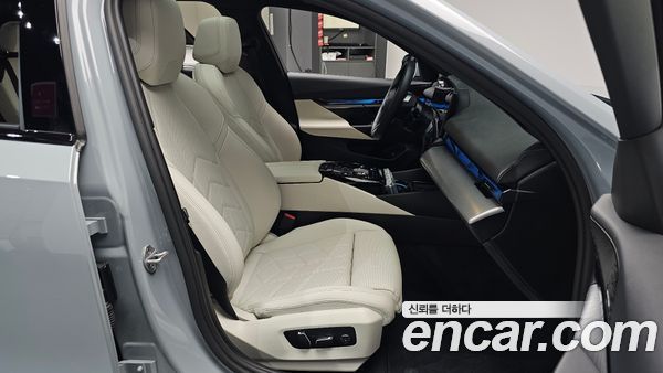 BMW i5 2025, фото 15