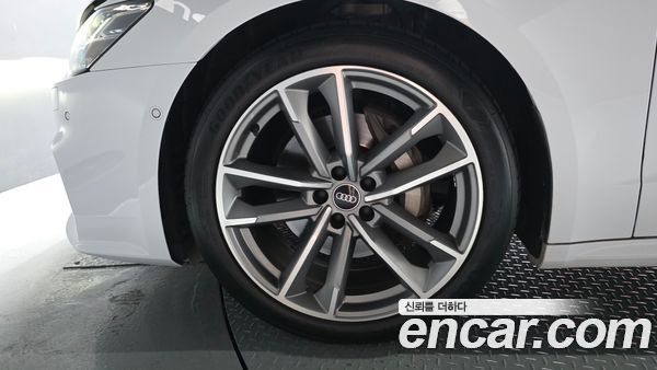 Audi A7 2023, фото 5