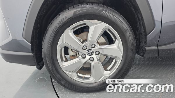 Toyota RAV4 2021, фото 5