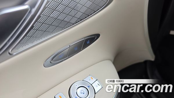 Genesis GV70 2025, фото 29