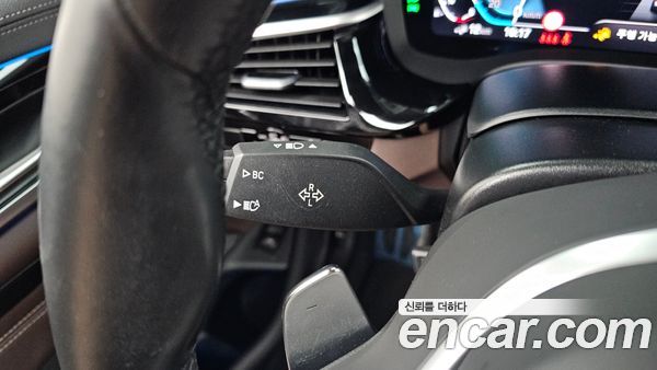 BMW 5 Series 2023, фото 29