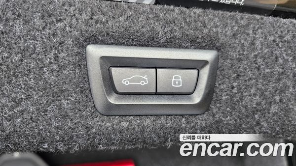 BMW 5 Series 2023, фото 32