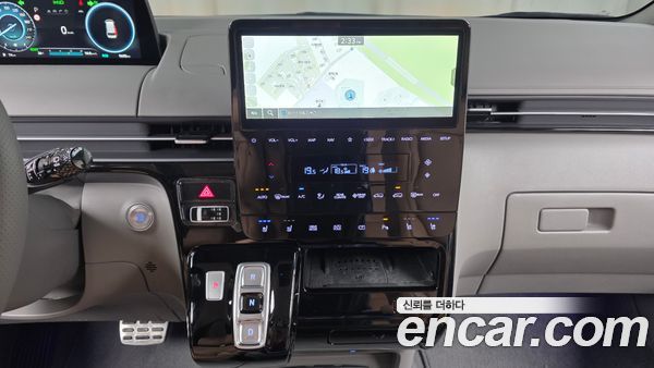 Hyundai Staria 2025, фото 20