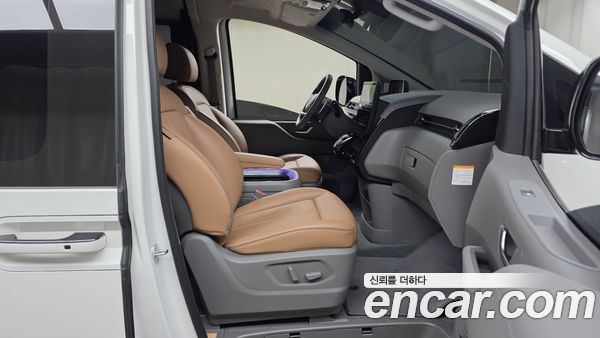 Hyundai Staria 2025, фото 16
