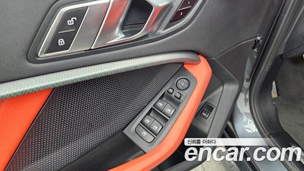 BMW 1 Series 2021, фото 29