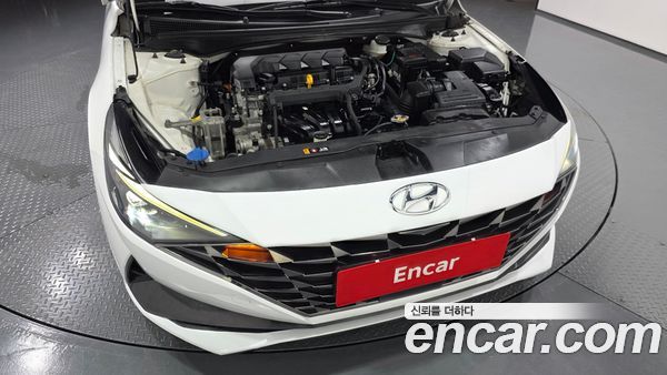 Hyundai Elantra 2021, фото 6