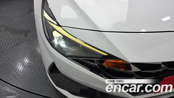 Hyundai Elantra 2021, фото 8