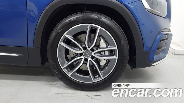 Mercedes-Benz GLB 2025, фото 5