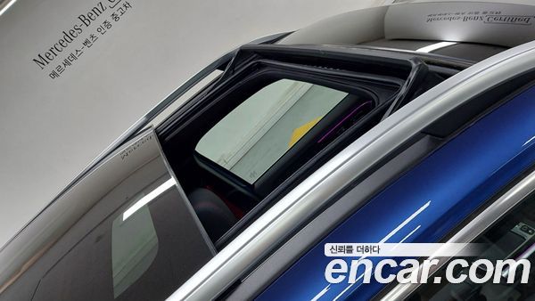Mercedes-Benz GLB 2025, фото 12